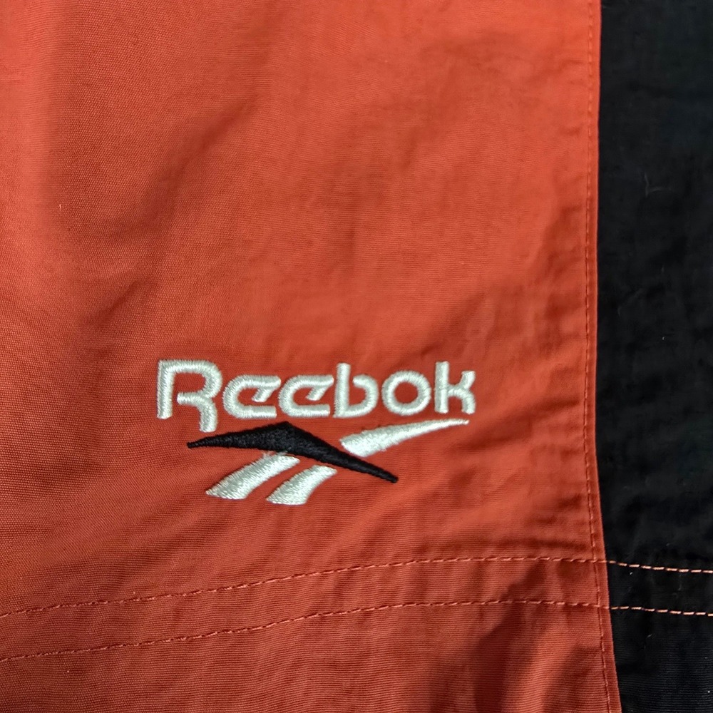 Reebok Mens Red Black Colorblock Logo Tape Athletic Gym Shorts Medium RN69421